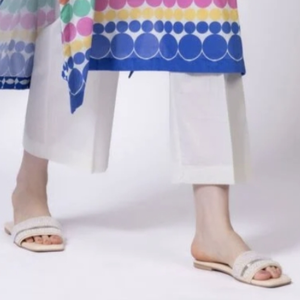 Khaadi Off White Color Trouser In Size 16(XL)